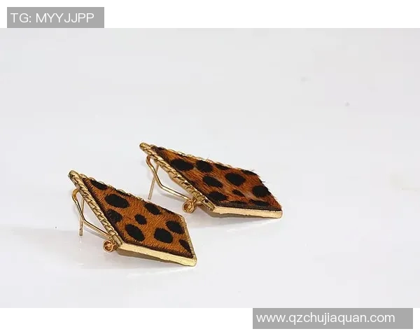 足球明星耳饰时尚搭配指南男士必备的潮流元素与风格解析